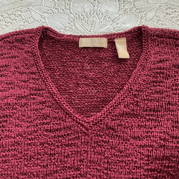 Kate Hill ribbon sweater ⭐️ v-neck⭐️ maroon ⭐️ 20” across ⭐️ - Picture 2 of 6
